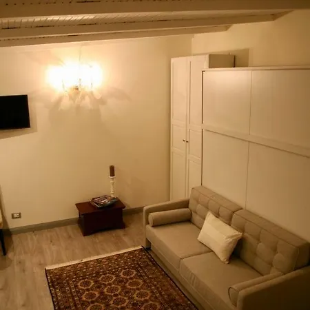 Corradi 37 Apartamento