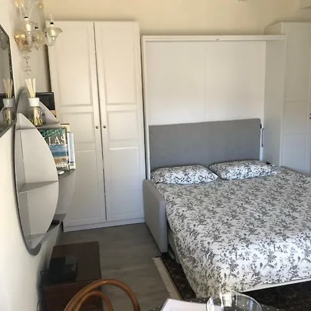 Apartamento Corradi 37 *