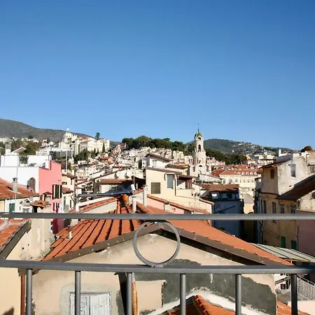 Corradi 37 * سانريمو